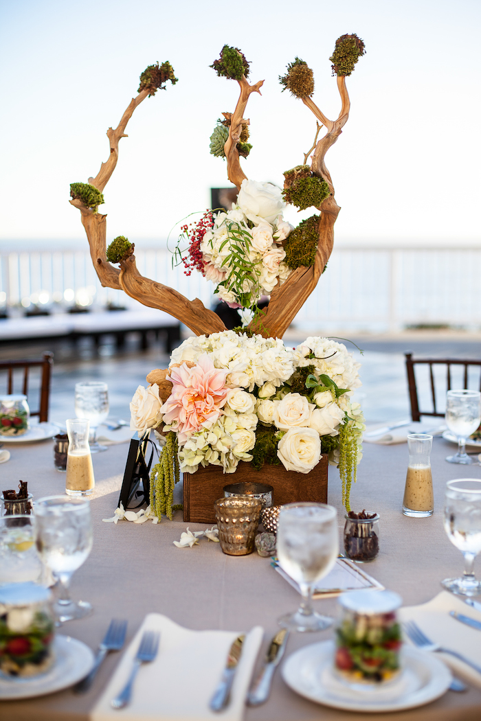 mediterranean wedding, southern california oceanfront wedding, floral design, mediterranean floral design, classic driftwood, wedding decor
